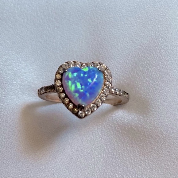 14kt CN stamped Vintage Gold Fill fire opal simulated ring - Picture 3 of 4